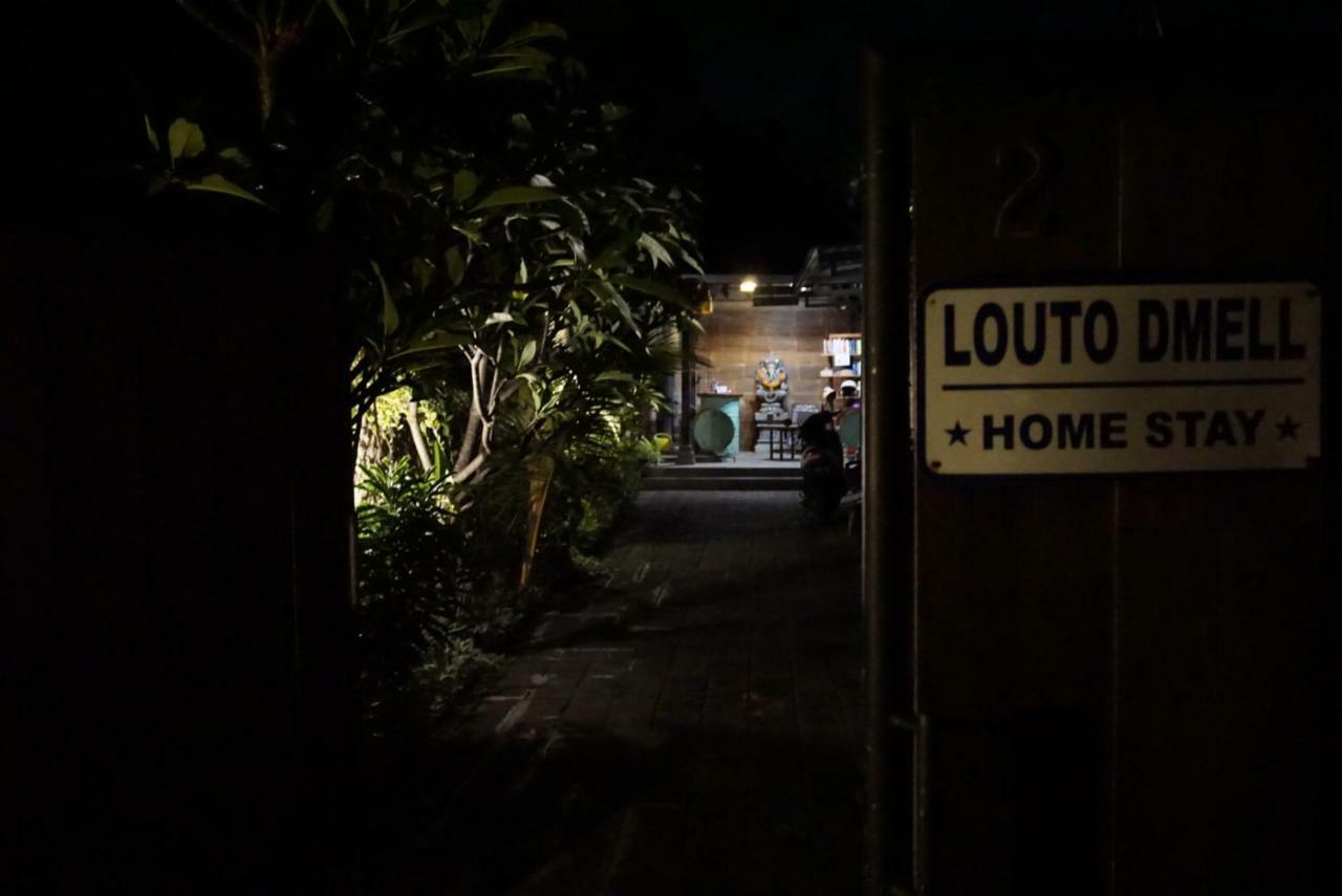 Louto Dmell Guesthouse Sanur  Exterior photo