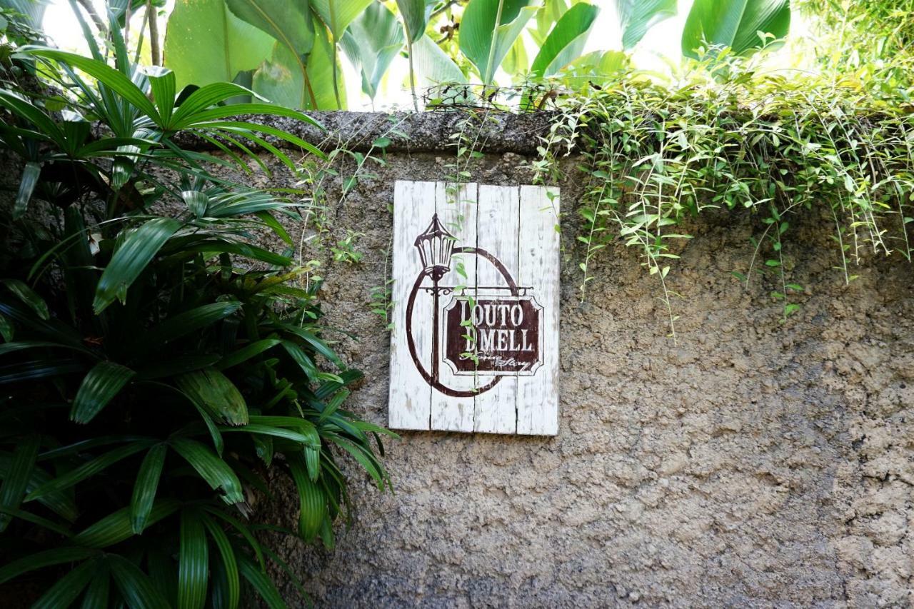 Louto Dmell Guesthouse Sanur  Exterior photo